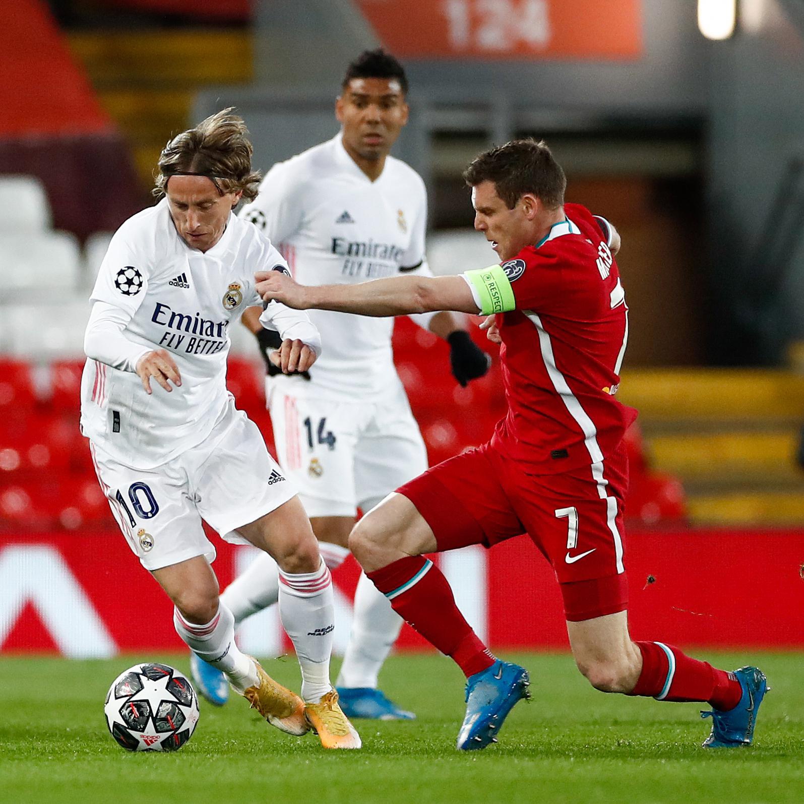 球市場中 球市場中