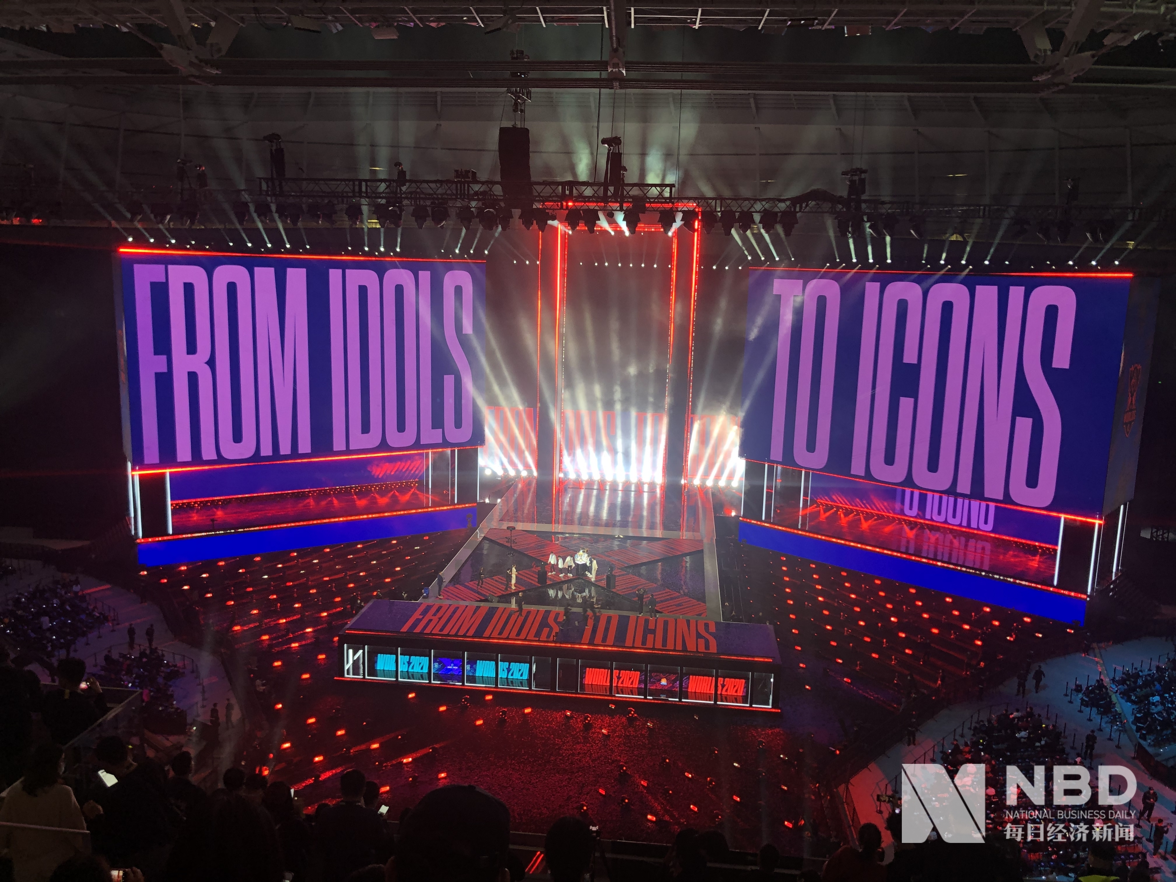 一则引人注 一则引人注