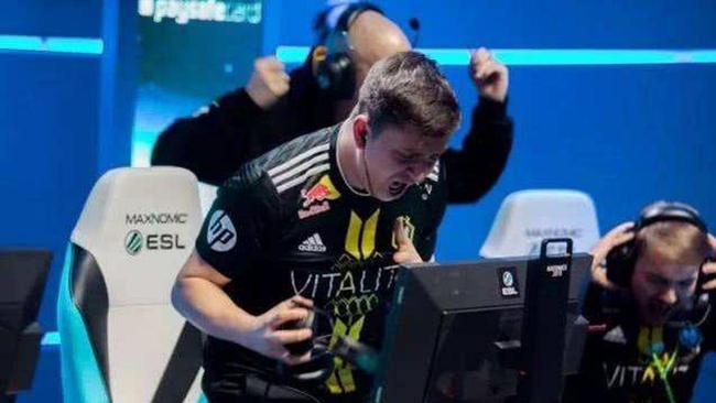 经验丰富的 经验丰富的