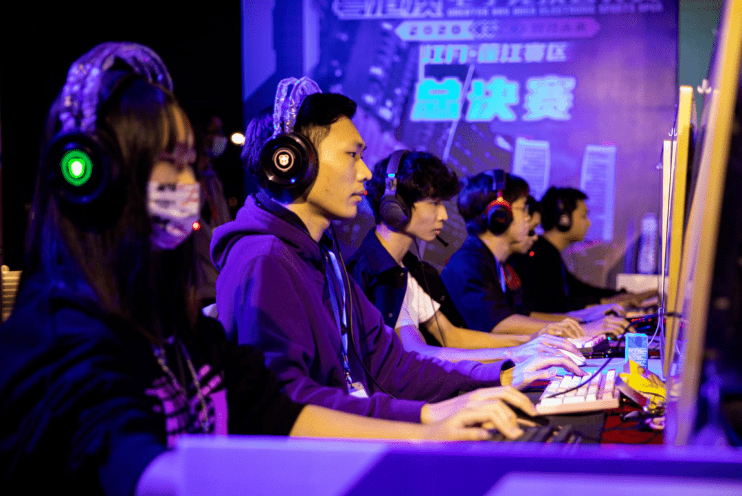 是运动员背 是运动员背