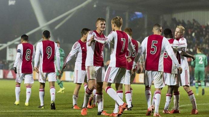 球迷带来零 球迷带来零