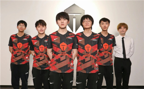 广泛赞誉 广泛赞誉