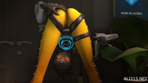 效突破湖人 效突破湖人