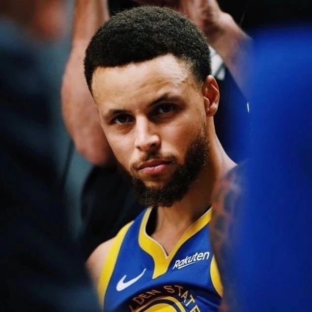 满站位牵制 满站位牵制