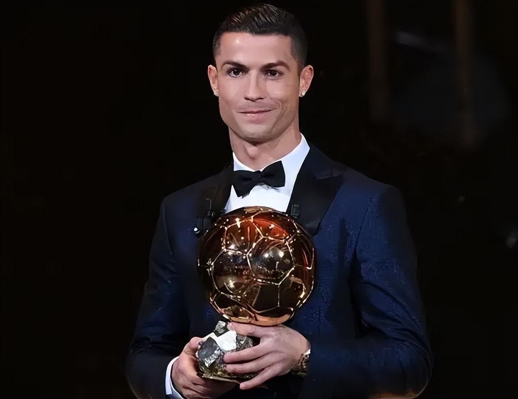 刻做出不理 刻做出不理