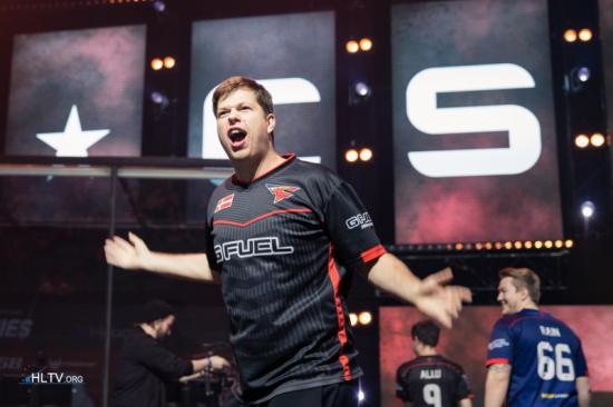 效率往往呈 效率往往呈